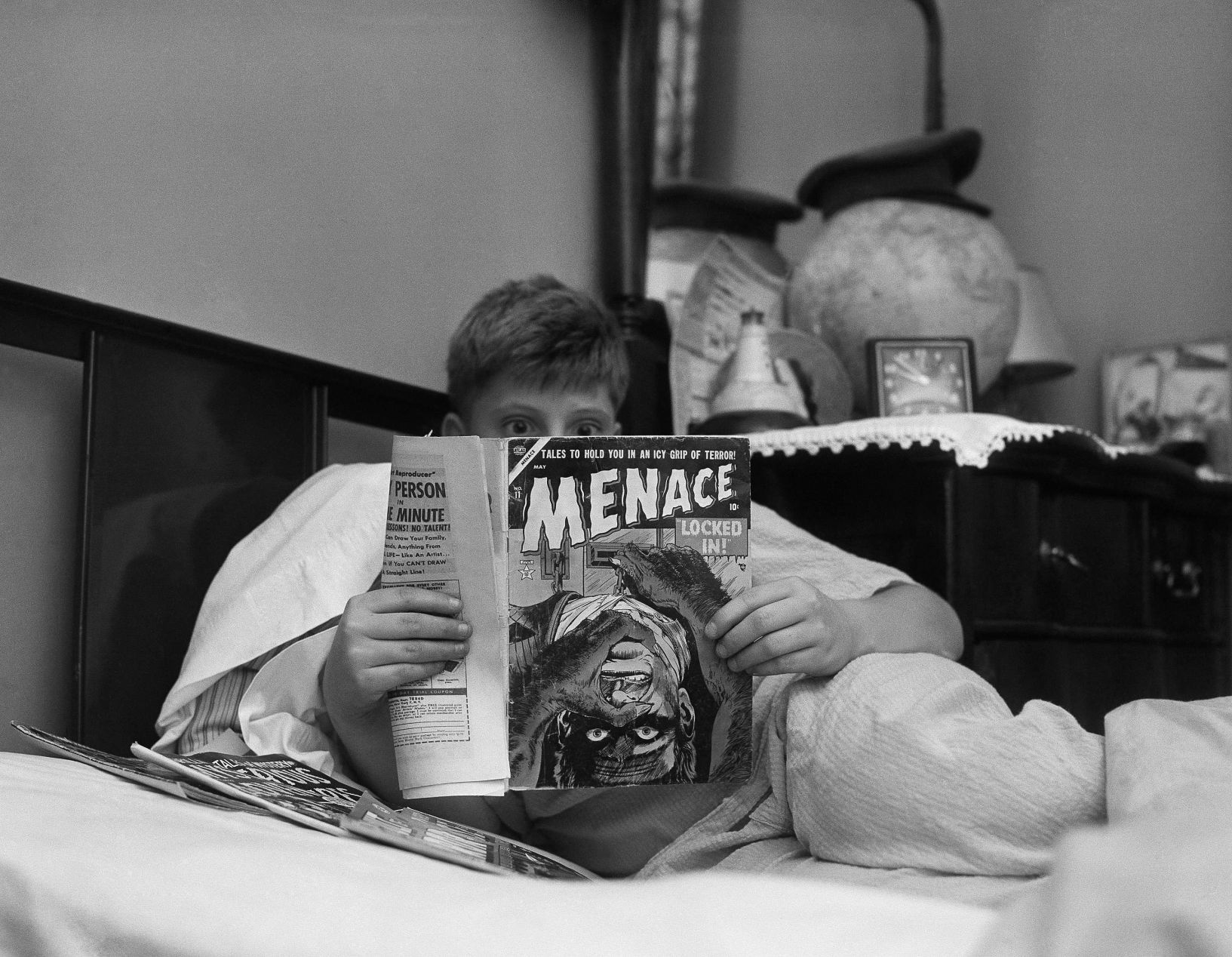 1954: Comics Controversy